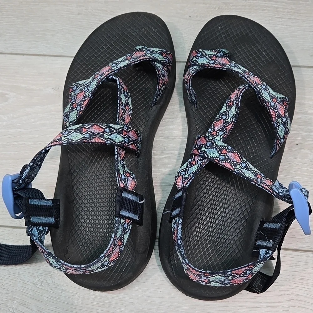Chaco Women Loop Toe Outdoor Hiking Sandals shoes sz 9